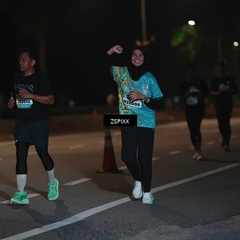 Runner Photo 5917025