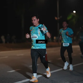 Runner Photo 5917100