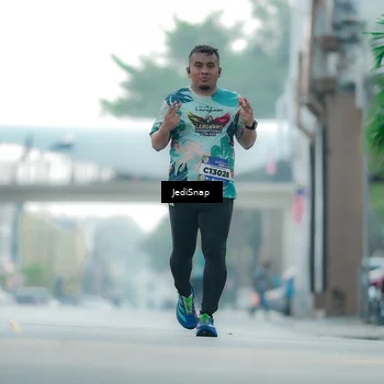 Runner Photo 5917118