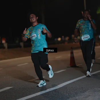 Runner Photo 5917243