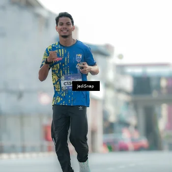 Runner Photo 5917246