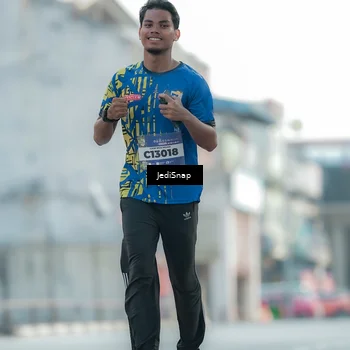 Runner Photo 5917247
