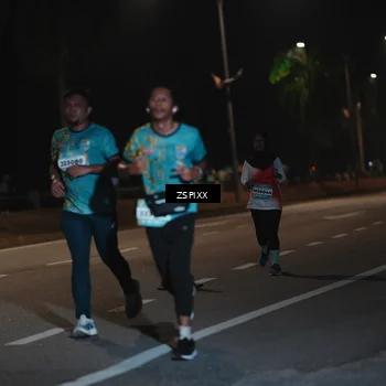 Runner Photo 5917277