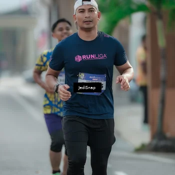 Runner Photo 5917346