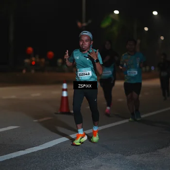 Runner Photo 5917379