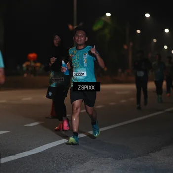 Runner Photo 5917397