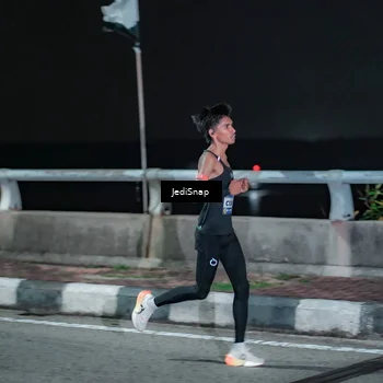 Runner Photo 5917429