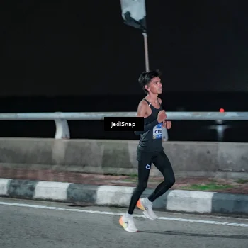 Runner Photo 5917435