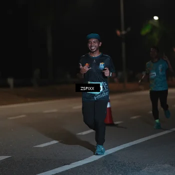Runner Photo 5917436