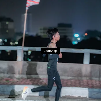 Runner Photo 5917455