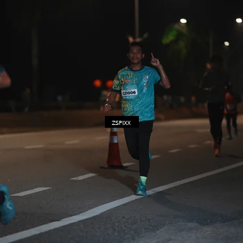 Runner Photo 5917456