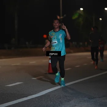 Runner Photo 5917459