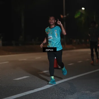Runner Photo 5917465