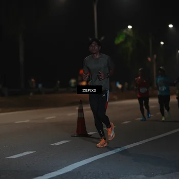 Runner Photo 5917471