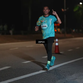 Runner Photo 5917472