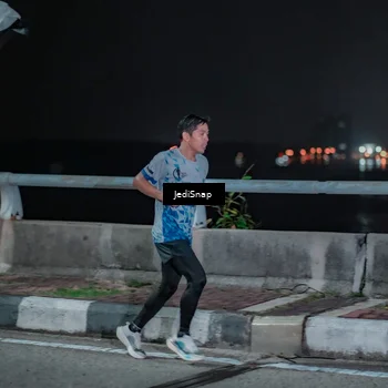 Runner Photo 5917474