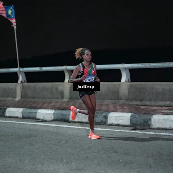 Runner Photo 5917487