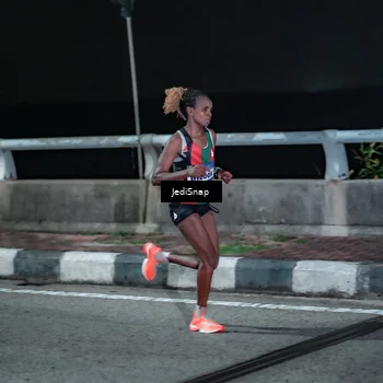 Runner Photo 5917512