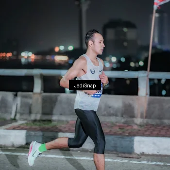 Runner Photo 5917532