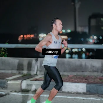 Runner Photo 5917534