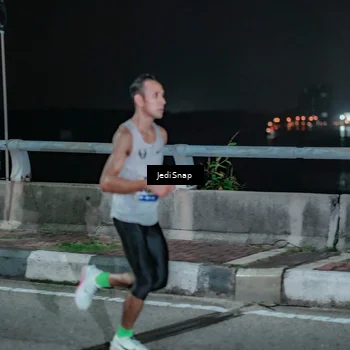 Runner Photo 5917539