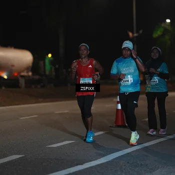 Runner Photo 5917542