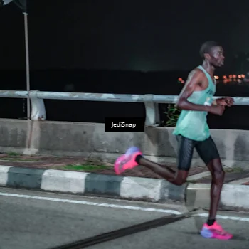 Runner Photo 5917553