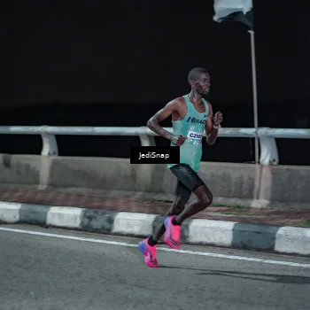 Runner Photo 5917584