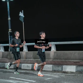 Runner Photo 5917597