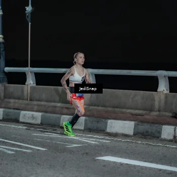 Runner Photo 5917625