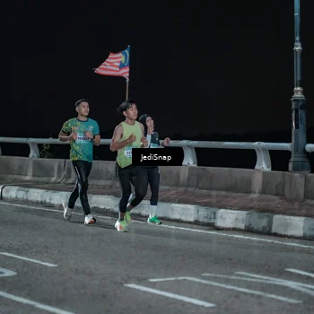 Runner Photo 5917636