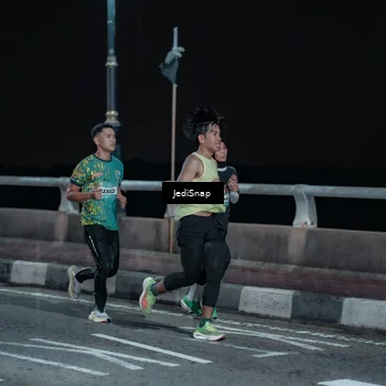 Runner Photo 5917656