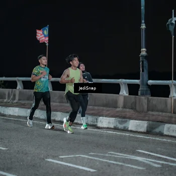 Runner Photo 5917658