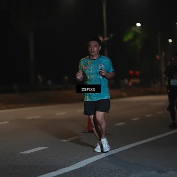 Runner Photo 5917690