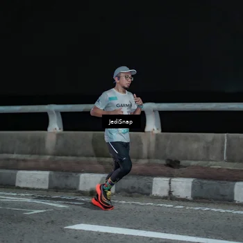 Runner Photo 5917691