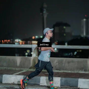 Runner Photo 5917698