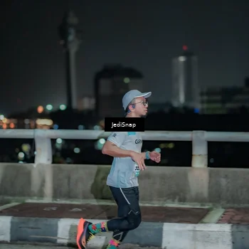 Runner Photo 5917702