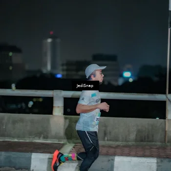 Runner Photo 5917711
