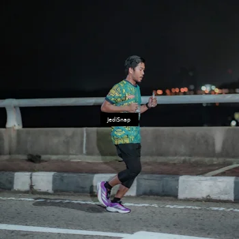 Runner Photo 5917737
