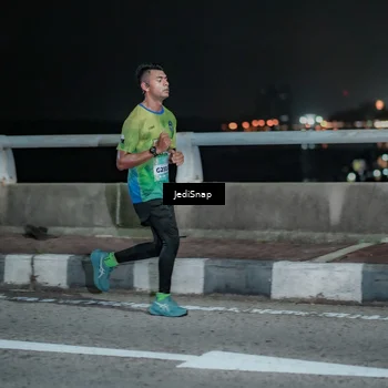 Runner Photo 5917783