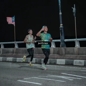 Runner Photo 5917807