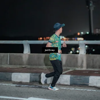 Runner Photo 5917859