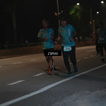 Runner Photo 5917880