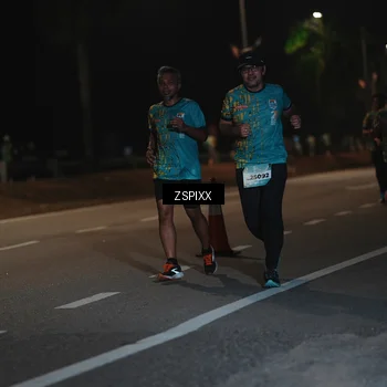 Runner Photo 5917888