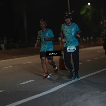 Runner Photo 5917894
