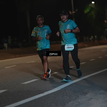 Runner Photo 5917898