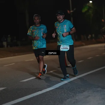 Runner Photo 5917899