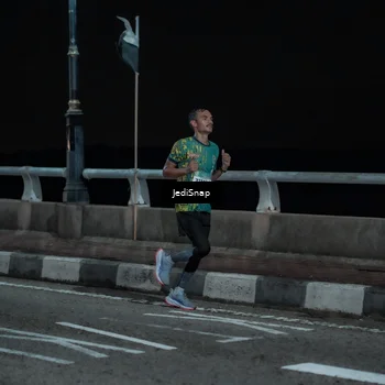 Runner Photo 5917975