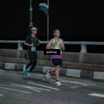 Runner Photo 5917991