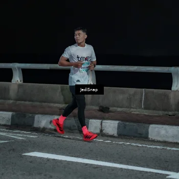 Runner Photo 5917999